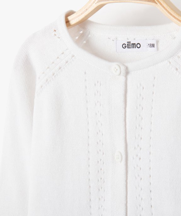 Gilet court avec détails ajourés bébé fille vue2 - GEMO(BEBE DEBT) - GEMO