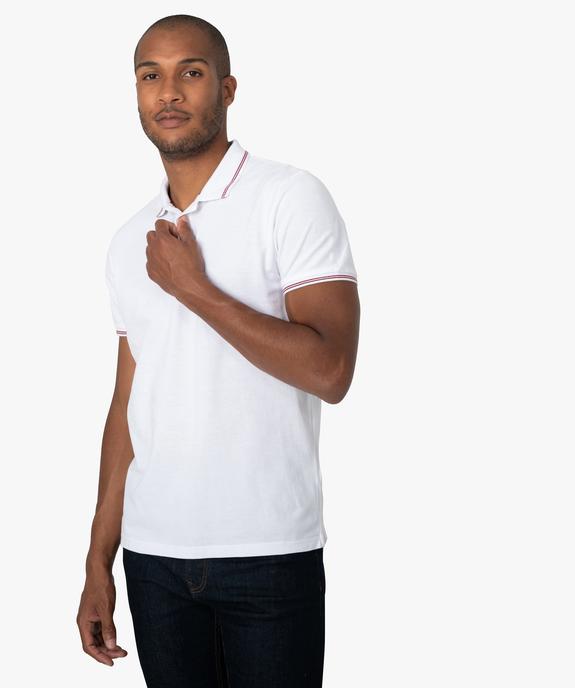 Polo homme aux finitions contrastantes en coton bio vue1 - GEMO 4G HOMME - GEMO