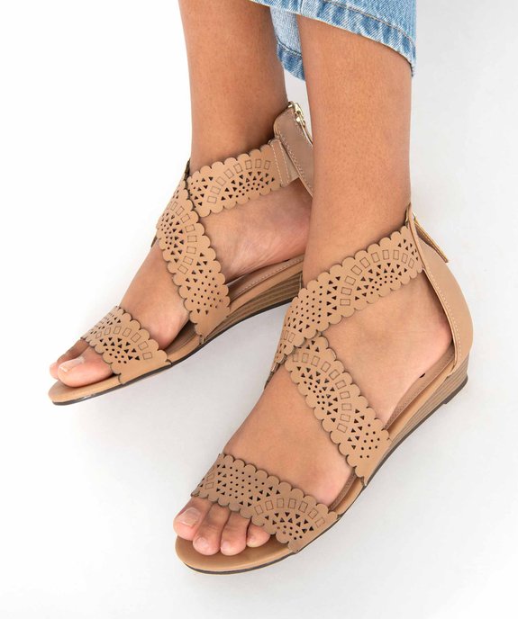 Sandales femme à brides perforées et talon fermé vue1 - GEMO (CASUAL) - GEMO