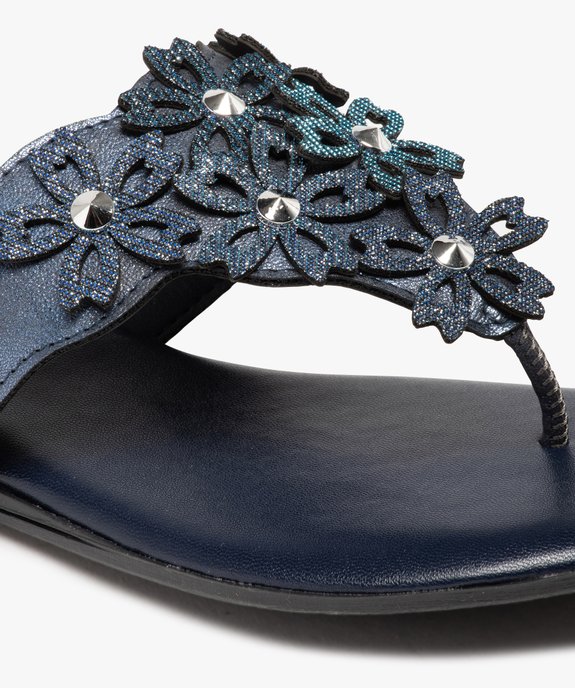Tongs femme à large bride ornée de fleurs en relief vue6 - GEMO (CASUAL) - GEMO