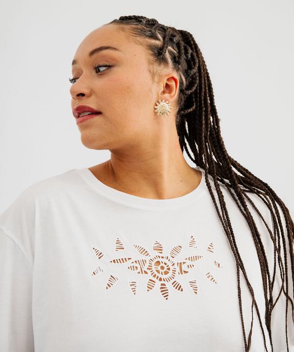 Tee-shirt manches courtes avec motif brodé femme grande taille vue2 - GEMO (G TAILLE) - GEMO