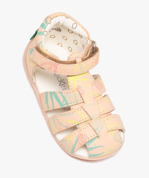 Sandales fille en cuir imprimé avec bout fermé et à scratch - Kickers vue5 - KICKERS - GEMO