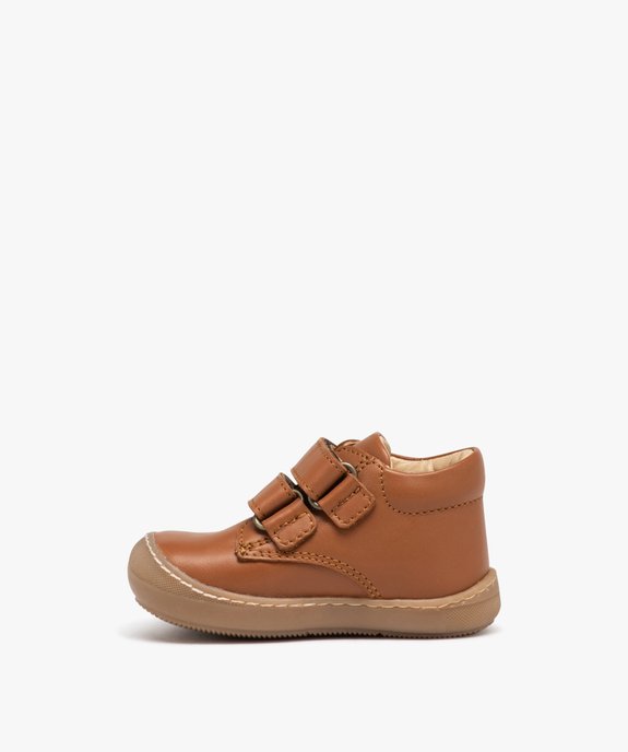 Baskets bébé garçon dessus en cuir uni à double scratch - NA! vue4 - NA! - GEMO