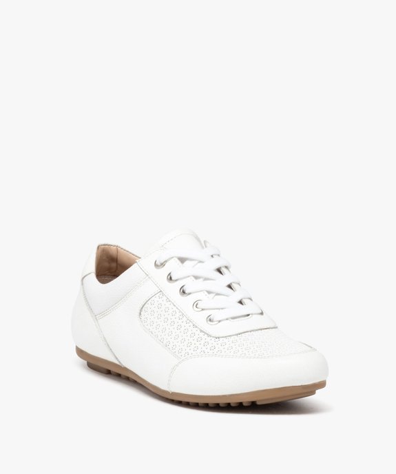 Derbies femme confort en cuir uni à motifs ajourés vue2 - GEMO (CONFORT) - GEMO