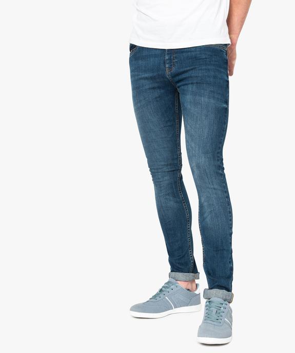 Jean homme skinny délavé avec plis sur les hanches vue1 - GEMO (HOMME) - GEMO