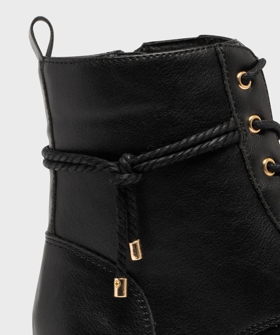 Boots femme à talon plat avec cordelette tressée et nouée embouts dorés vue13 - GEMO (CASUAL) - GEMO