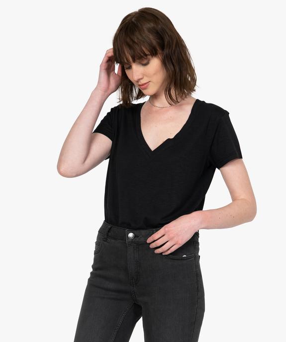 Tee-shirt femme à manches courtes et grand col V vue1 - GEMO(FEMME PAP) - GEMO
