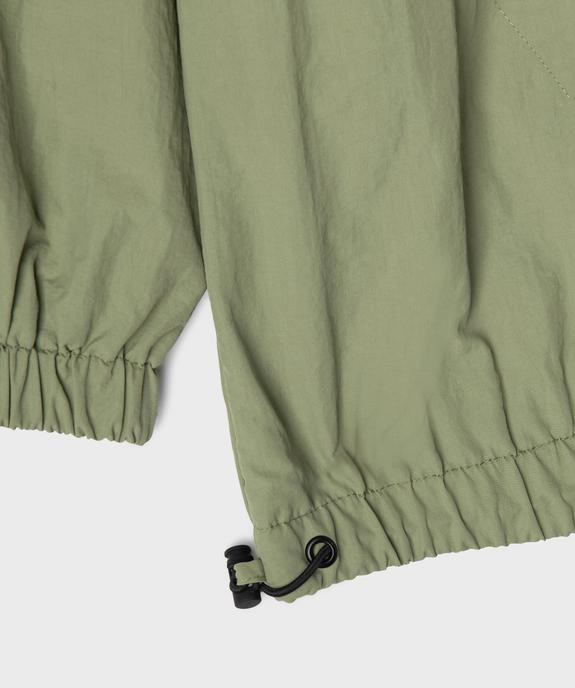 Blouson léger à capuche en matière déperlante garçon vue4 - GEMO (JUNIOR) - GEMO