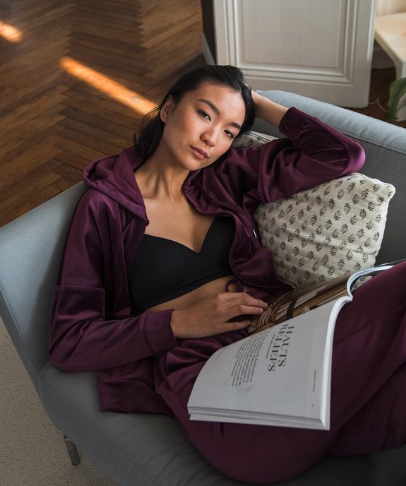 Sweat femme zippé à capuche en velours vue6 - GEMO(FEMME PAP) - GEMO
