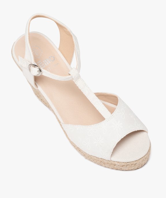 Sandales femme compensées avec brides à broderie anglaise vue5 - GEMO(URBAIN) - GEMO