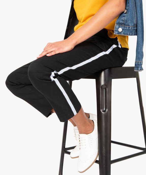 Pantalon femme en toile avec bande contrastante sur le côté vue1 - GEMO(FEMME PAP) - GEMO