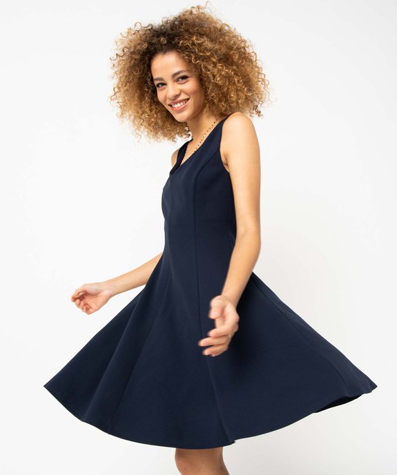Robe femme avec col V et brides croisées dans le dos vue1 - GEMO(FEMME PAP) - GEMO