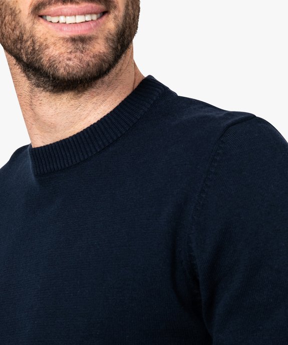 Pull homme uni en maille fine avec col rond vue2 - GEMO (HOMME) - GEMO