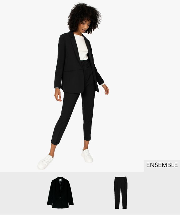 Ensemble de costume femme noir. Veste longue et pantalon cigarette avec large ceinture - GEMO