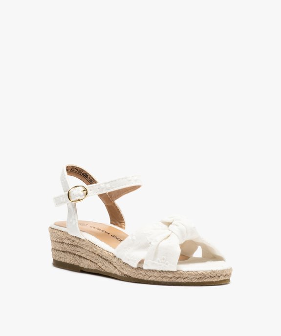 Sandales fille compensées dessus en broderie anglaise vue2 - GEMO (ENFANT) - GEMO
